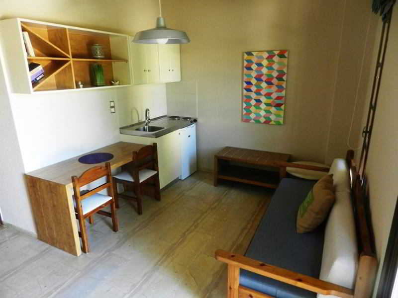 Evangelos Apartments Platanés Exteriör bild